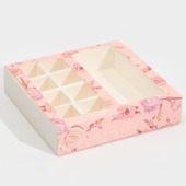 Коробка для конфет 8шт и шоколада «Розовые цветы» 18х18х4см